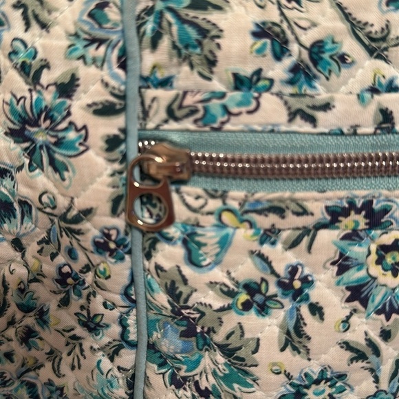 Vera Bradley Purse - Picture 4 of 8